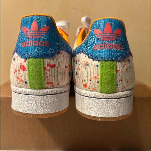 Adidas S.E.E.D Superstars Size 9 Like new - Picture 4 of 7